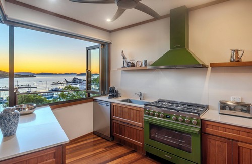 Hamilton Island Casa | Alang Alang, Alang Alang on Hamilton Island