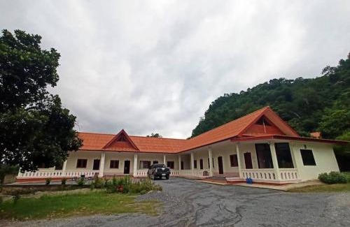 Sainyabuli Province Complejo | Alanh guesthouse ເຮືອນພັກອາລັນ