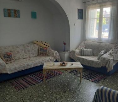 Agia Triada Casa | Alas House