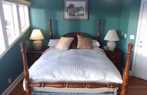 Mid-Hillside Cama Y Desayuno | Alaska Sundance Retreat Bed & Breakfast