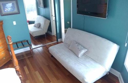 Mid-Hillside Cama Y Desayuno | Alaska Sundance Retreat Bed & Breakfast
