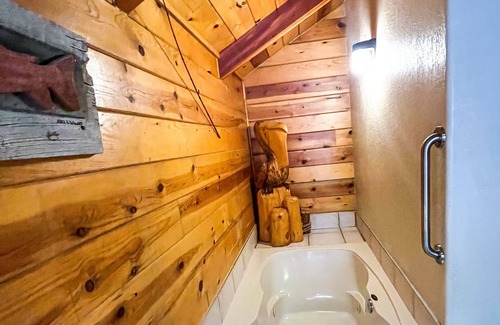 Ogden Cabina | Alaskan Inn