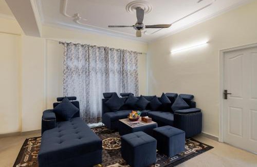 Deoghat Apartamento | Alaya Stays 3 BHK Walnuts Apartments with Gazebo