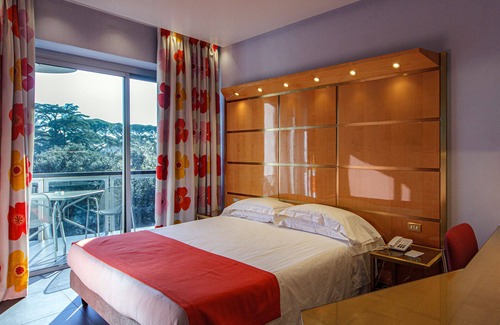 Salario Hotel | Albani Hotel Roma