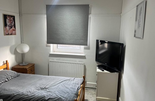 Watford Apartamento | Albans Road Apartment - 4 Bedroom Luxury Stay