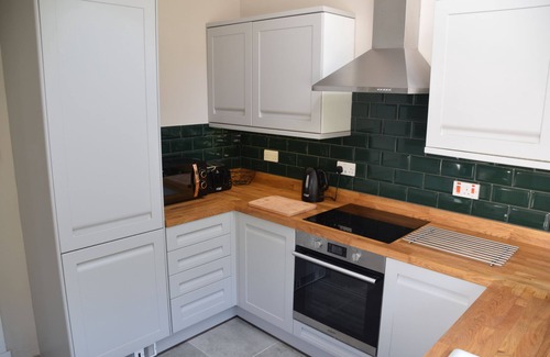 Rockcliffe Cabaña | Albany Cottage - a cottage that sleeps 7 guests in 4 bedrooms