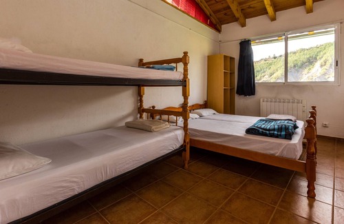 Salas de Pallars Apartamento | Alberg La Solana - 1 - Habitación Cuádruple (4 Adultos)