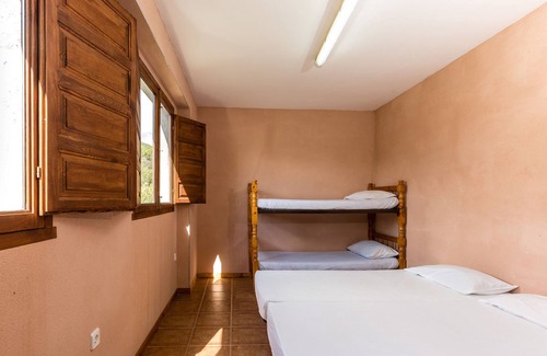 Salas de Pallars Apartamento | Alberg La Solana - B11 - Habitación Cuádruple (4 Adultos)