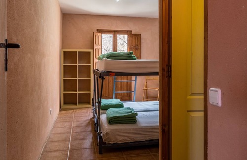Salas de Pallars Apartamento | Alberg La Solana - B12 - Habitación Cuádruple - 2 Literas Extensibles (4 Adultos)