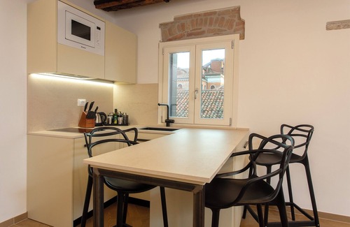 Santa Croce Hotel | Albergo Marin