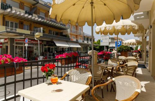 Viserba Hotel | Albergo Roma Spiaggia