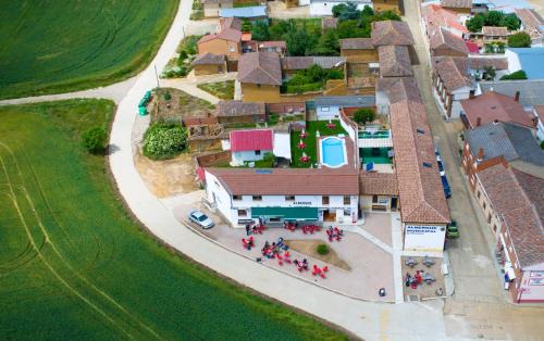 Calzadilla de la Cueza Hostal | albergue camino real
