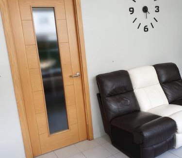 Santiago de Compostela Hostal | Albergue Porta Real NO BIKE STORAGE