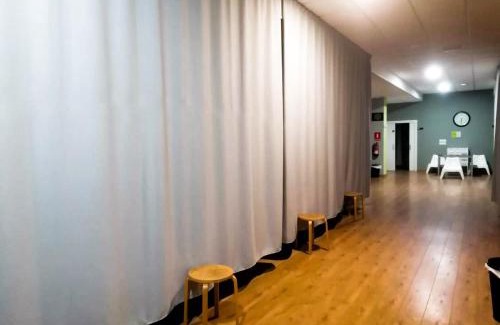 O Pedrouzo Hostal | Albergue Rem