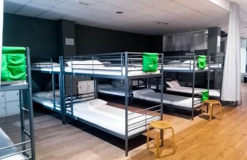 O Pedrouzo Hostal | Albergue Rem