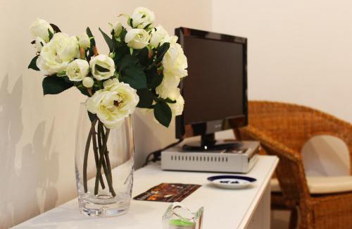 Sarria Hostal | Albergue San Lázaro