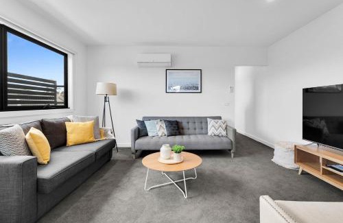 Capel Sound Casa | Albert Samian Retreat by Ready Set Stay - BYO sheets and towels