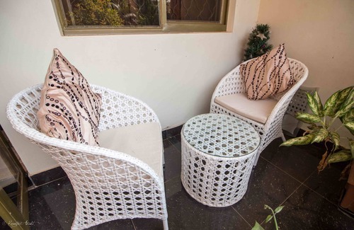 Entebbe Hotel | Albert Suites
