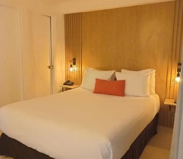 Panama City Hotel | Albrook Inn