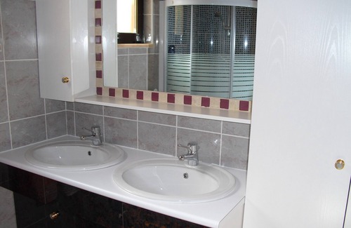 Vale de Santa Maria Casa | ALBUFEIRA: LITTLE HOUSE IN THE PROPERTY WITH POOL, BARBECUE, GARDEN SHOW