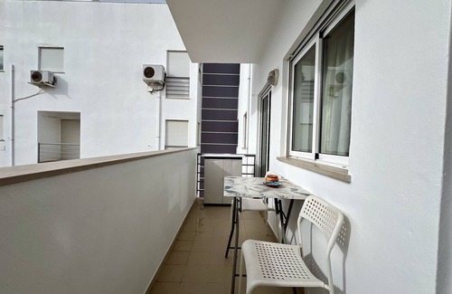Montechoro Apartamento | Albufeira Vintage Apartment by Homing