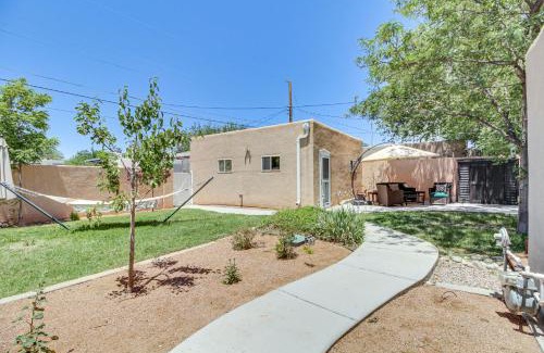 Nob Hill Casa | Albuquerque Adobe Cottage Yard, Walkable Area