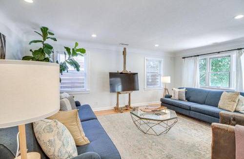 Nob Hill Casa | Albuquerque Adobe Cottage Yard, Walkable Area