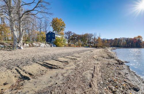 Alburg Casa | Alburgh Winter Escape on Lake Champlain!