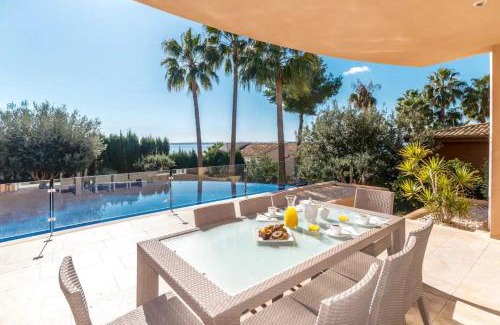 Alcanada Villa | Alcanada Paradise