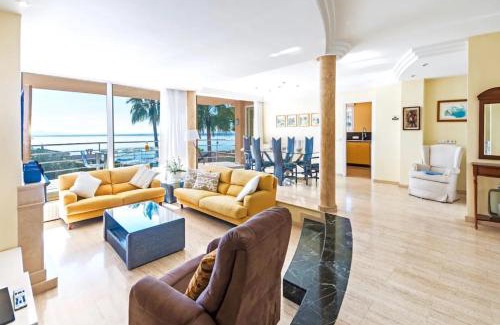 Alcanada Villa | Alcanada Paradise