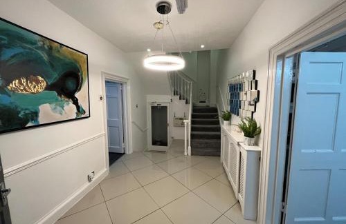 Alcombe Casa | Alcombe House