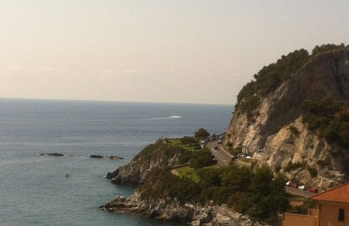 Bergeggi Apartamento | "Alcova delle Sirene" Espacio abierto con vista al mar
