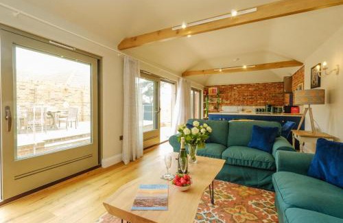 Saxmundham Casa | Alde Bay Farm - Oyster Catcher