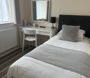 Cambridge Casa | Alder Lodge