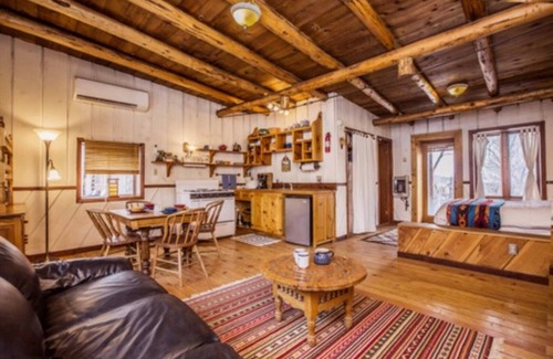 San Cristobal Cabina | ALDOUS HUXLEY CABIN