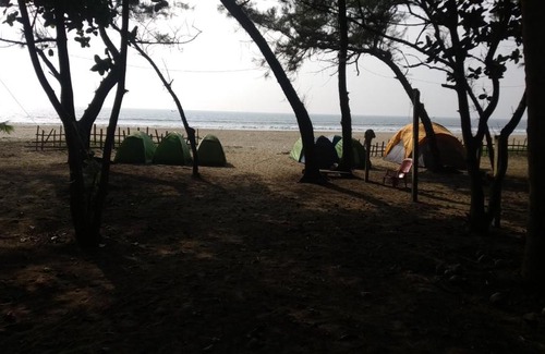 Kumta Otro | Ale beach tent stay