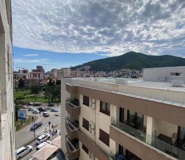 Maini Apartamento | Aledora Studio Apartment