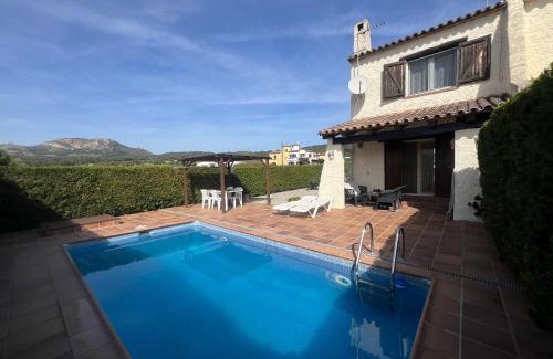 Torroella de Montgri Casa | Alemanya 9 privat pool