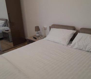 Ocna Mures Casa | Alesia C