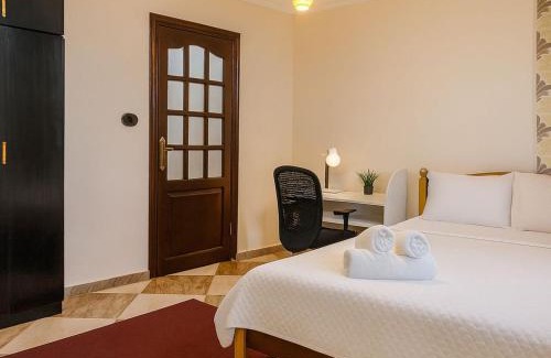 Ar-Raml 2 Apartamento | Alex 2BR - Smart TV - Wi-Fi - Work Desks & Bicycle