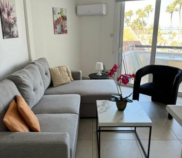 Larnaca City Centre Apartamento | Alex Beach Apartment 203