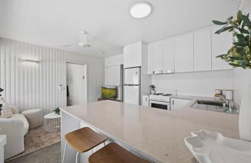 Alexandra Headland Apartamento | Alex Beachside Pet Friendly 2 Bed Apartment