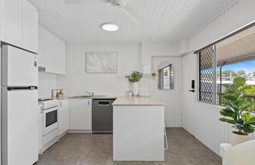 Alexandra Headland Apartamento | Alex Beachside Pet Friendly 2 Bed Apartment