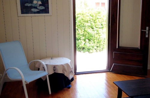 Port District Casa | CERCA DE LA CASA DE PLAYA CON JARDÍN PARA 6 PERSONAS