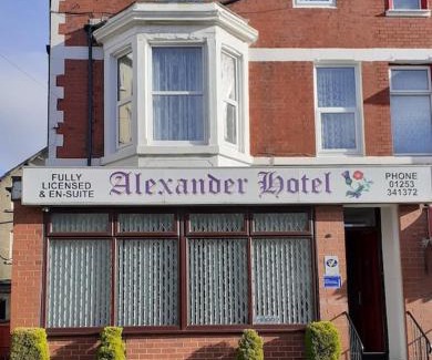 South Shore Hotel | Alexander Hotel Fully Refurbished All Rooms En-suite