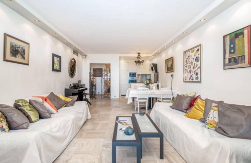Cannes Apartamento | Alexandra Palace by Interhome