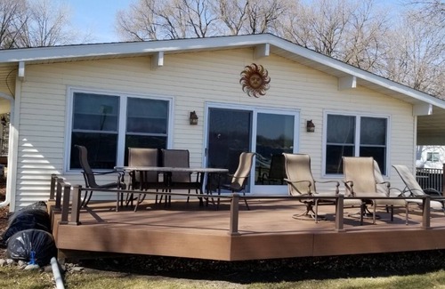 Farwell Cabina | Alexandria area lake home is ready for summer or winter adventure.