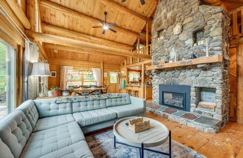 Alexandria Casa | Alexandria Cabin with Patio, Grill and Deck