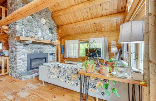 Alexandria Casa | Alexandria Cabin with Patio, Grill and Deck