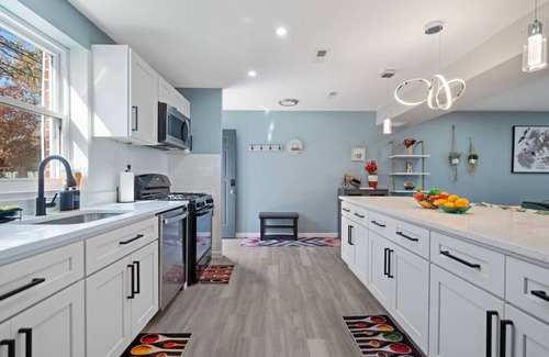 Potomac West Casa | Alexandria Old Town home-walking distance to Metro